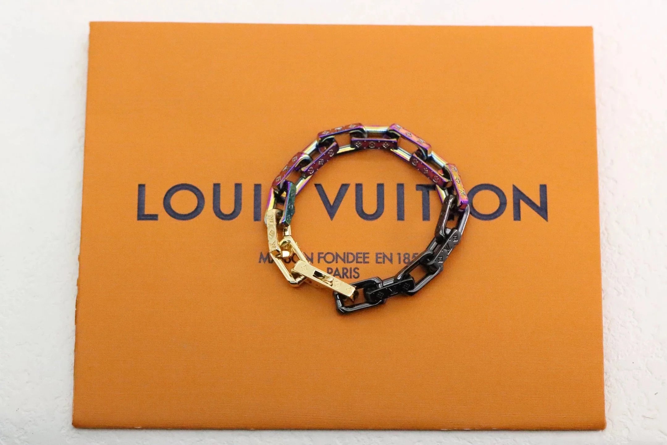 Pearl Clean Fashion Bracelet - 006861