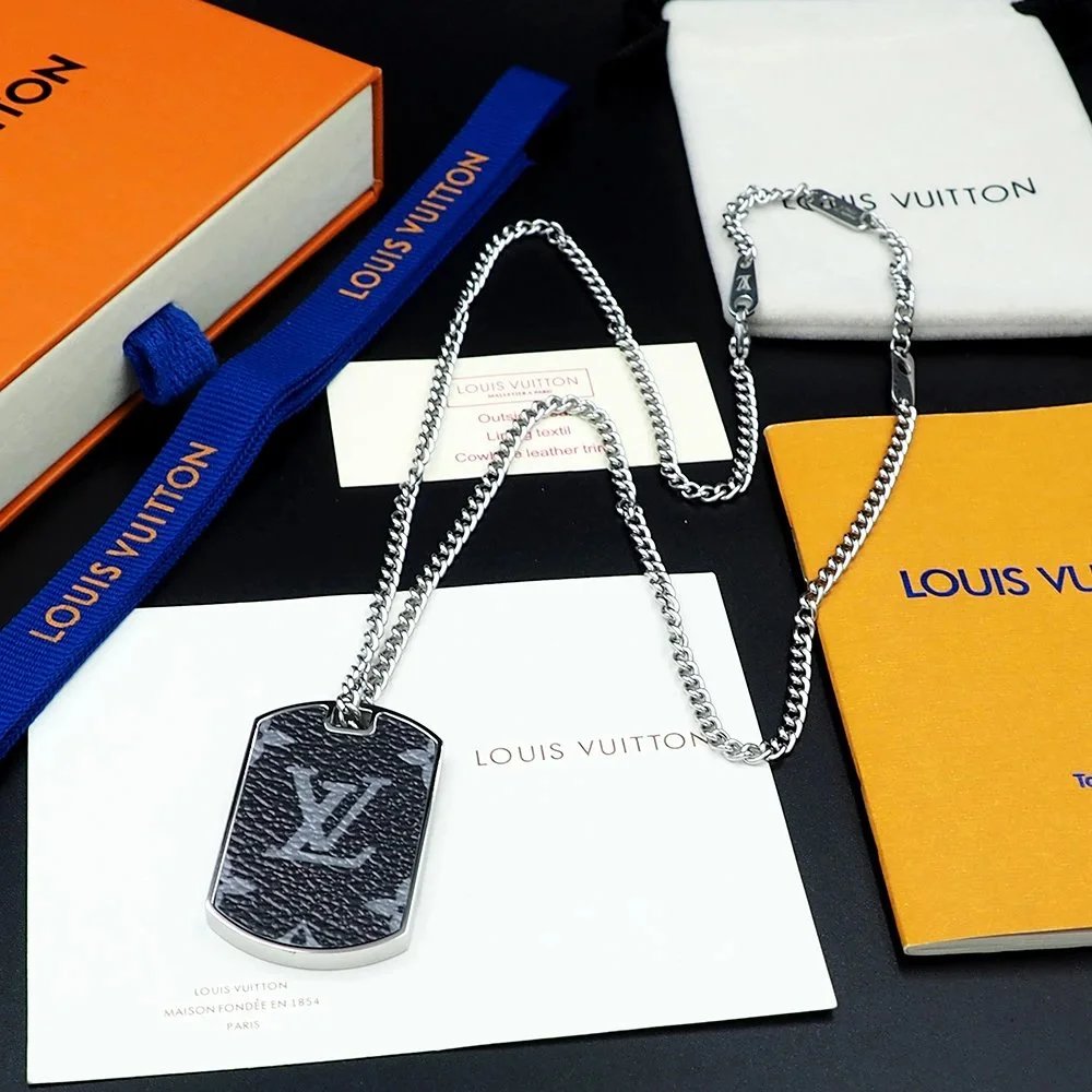 Louis Vuitton Cross Necklace - 006587