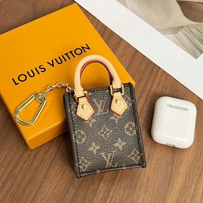Louis Vuitton Mini Monogram Canvas Bag Charm Keychain