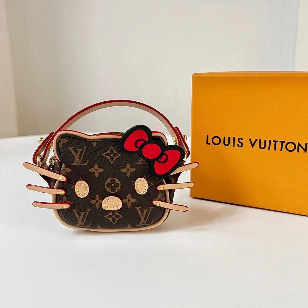 Louis Vuitton Travel Shoulder Bag - 006476