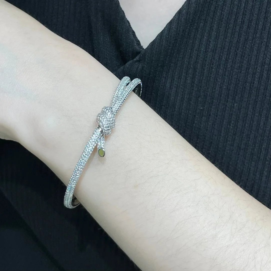 Classic Fashion Bracelet - 006485