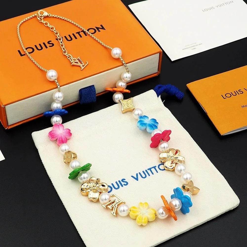 Cross Vintage Fashion Necklace - 006589