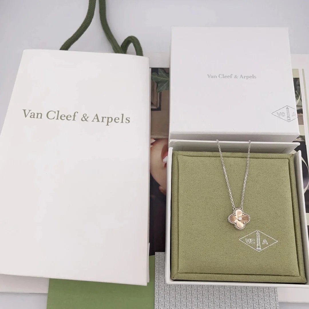 Van Cleef & Arpels Alhambra Necklace
