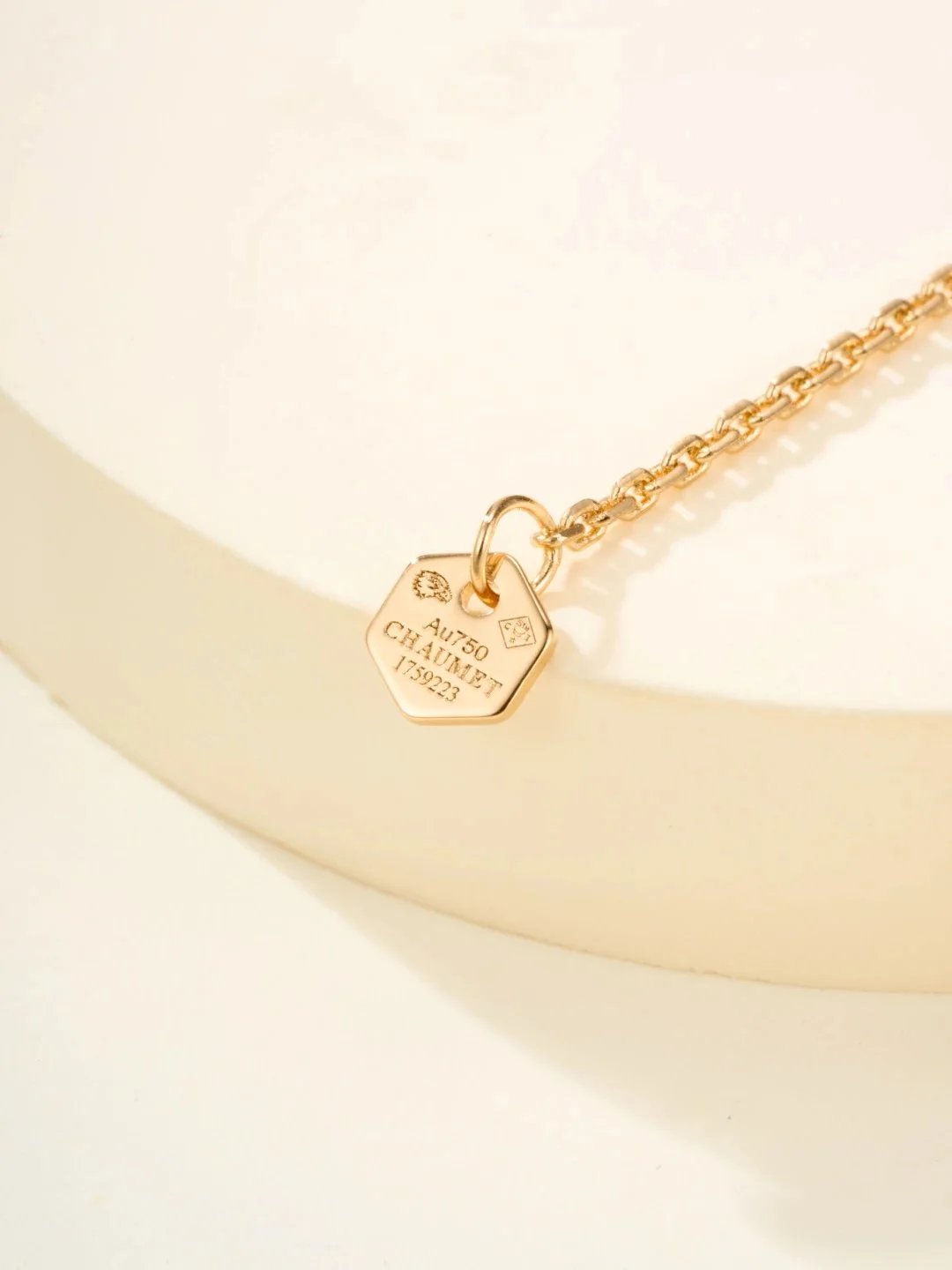 FRED Hexagon Diamond Necklace Gold Jewelry - 10