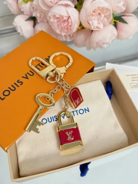 Louis Vuitton Lock & Key Charm Red Gold Accessories - 1