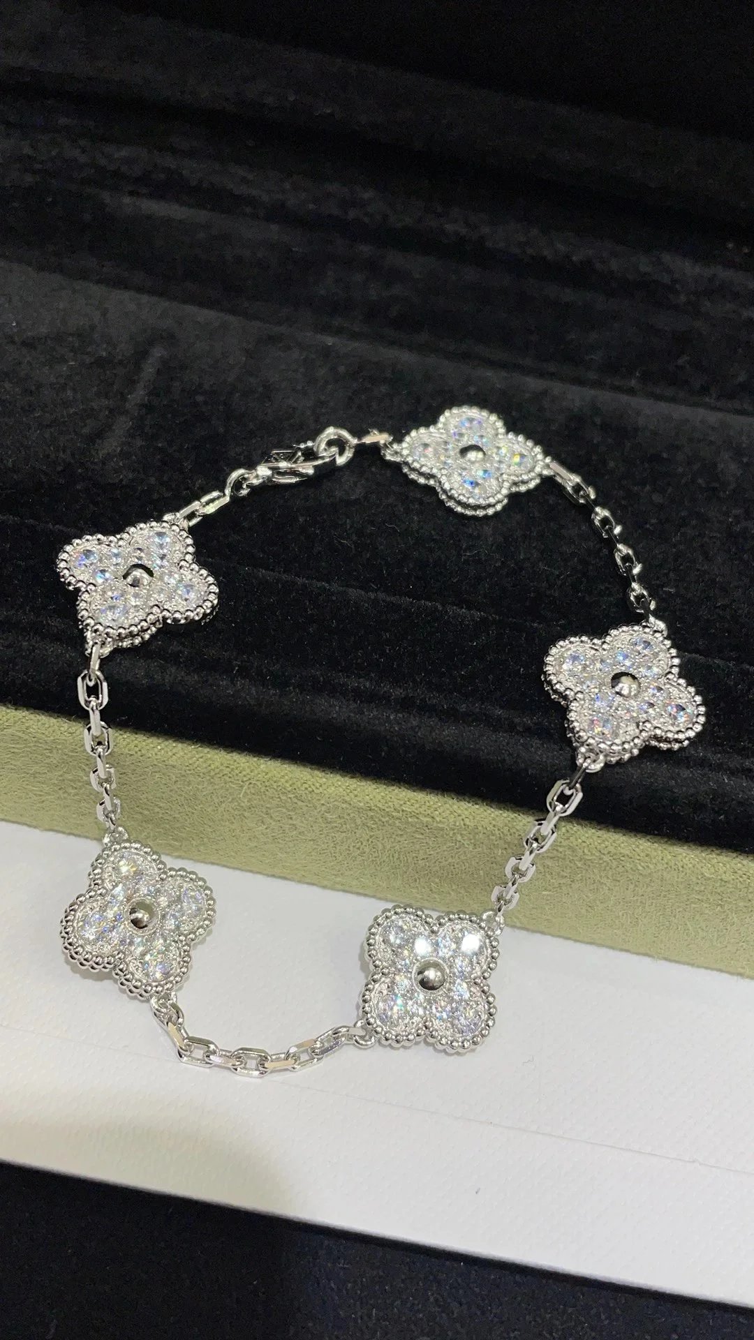 Van Cleef & Arpels Four-Leaf Clover Bracelet