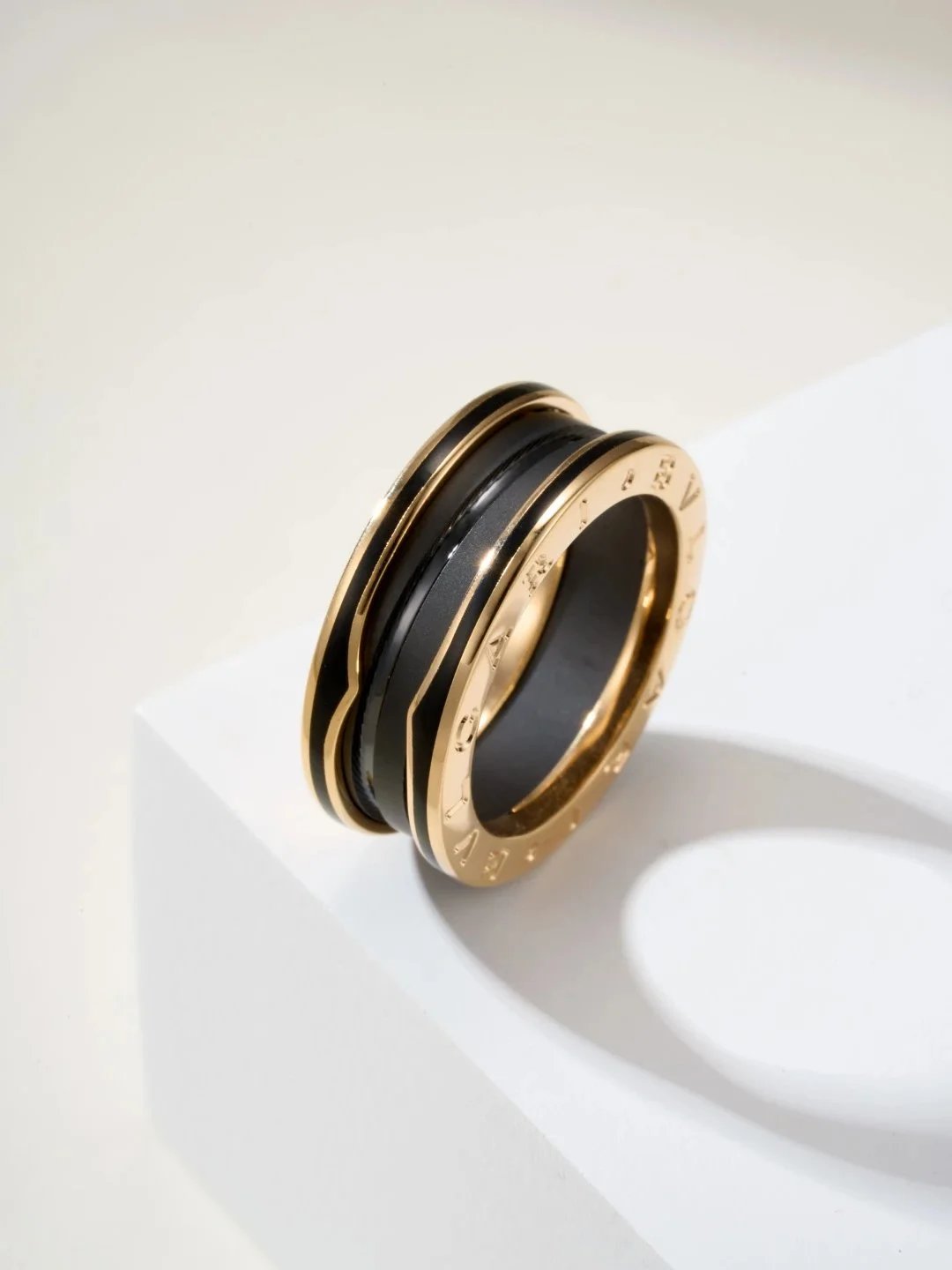 Cross Compact Fashion Ring - 006827