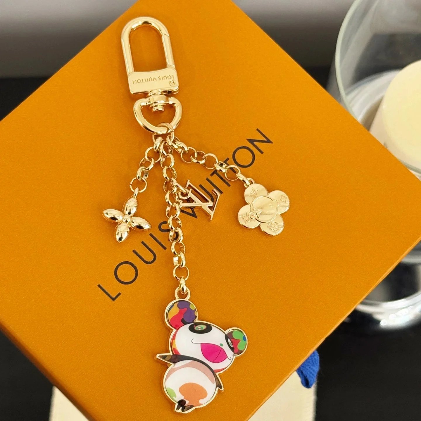 Louis Vuitton x Takashi Murakami LV x TM Superflat Panda Key Holder Collection - 007610
