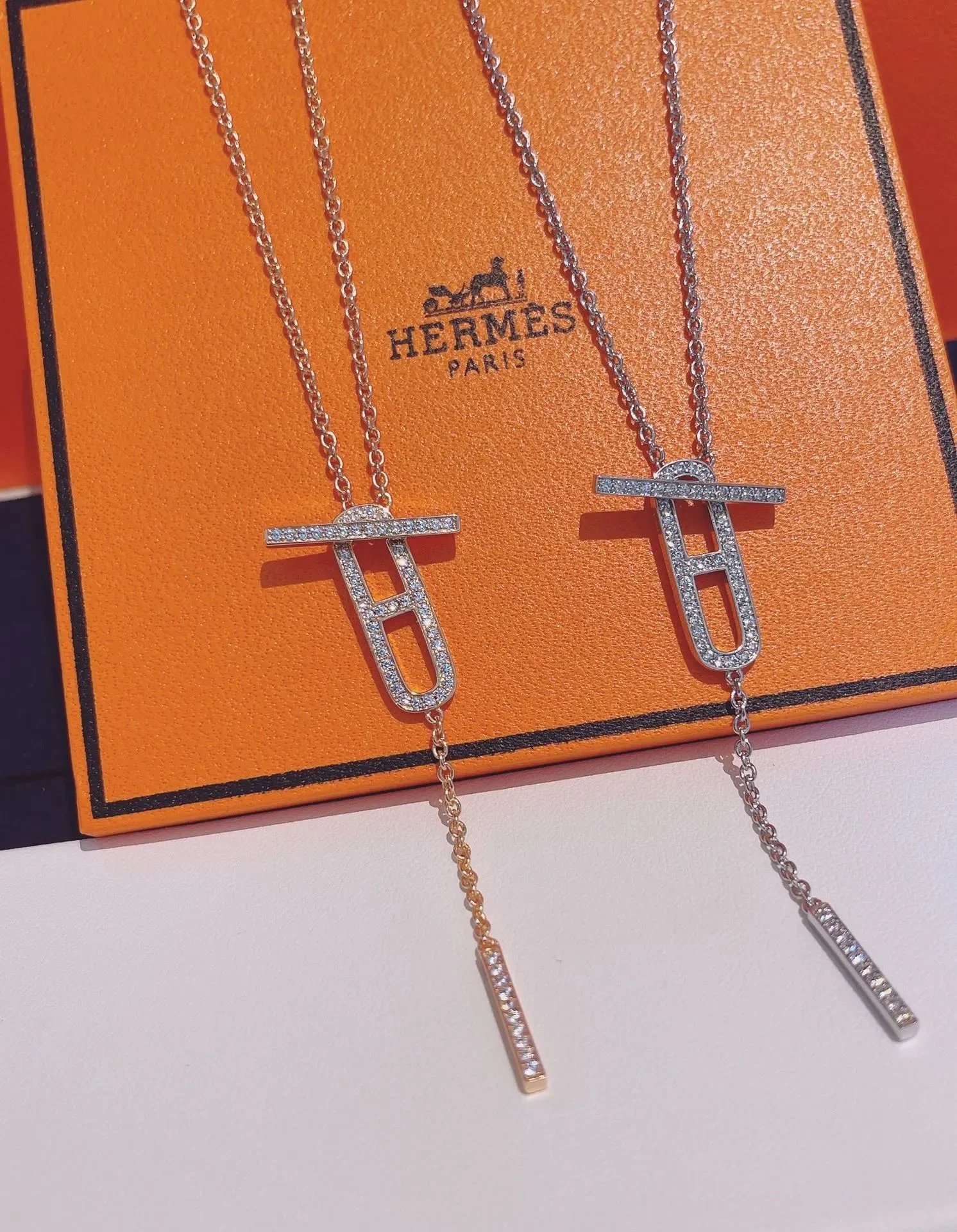 Hermes T-Horse Head Lariat Necklace