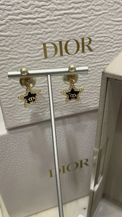 Dior Star Pearl Earrings