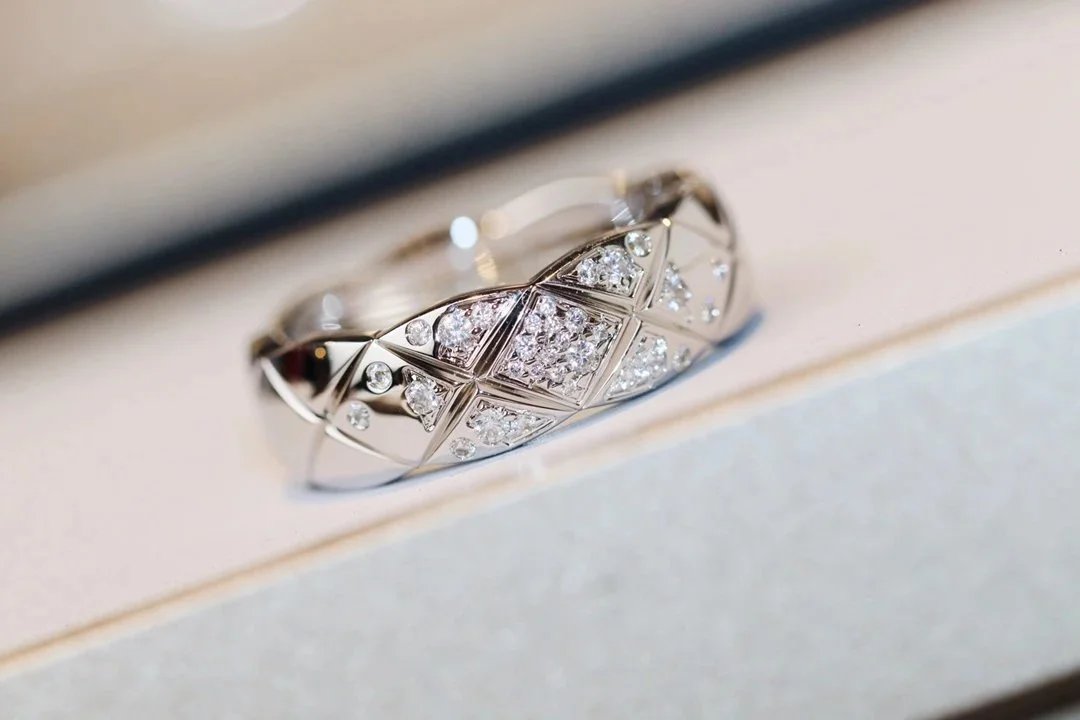 Chanel Coco Crush Diamond Quilted Ring - 007504