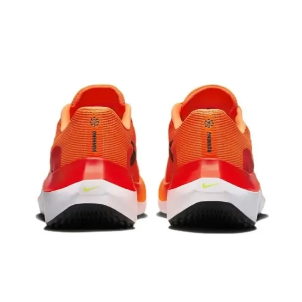 Nike ZoomX Streakfly Multicolor Running Shoes - 42