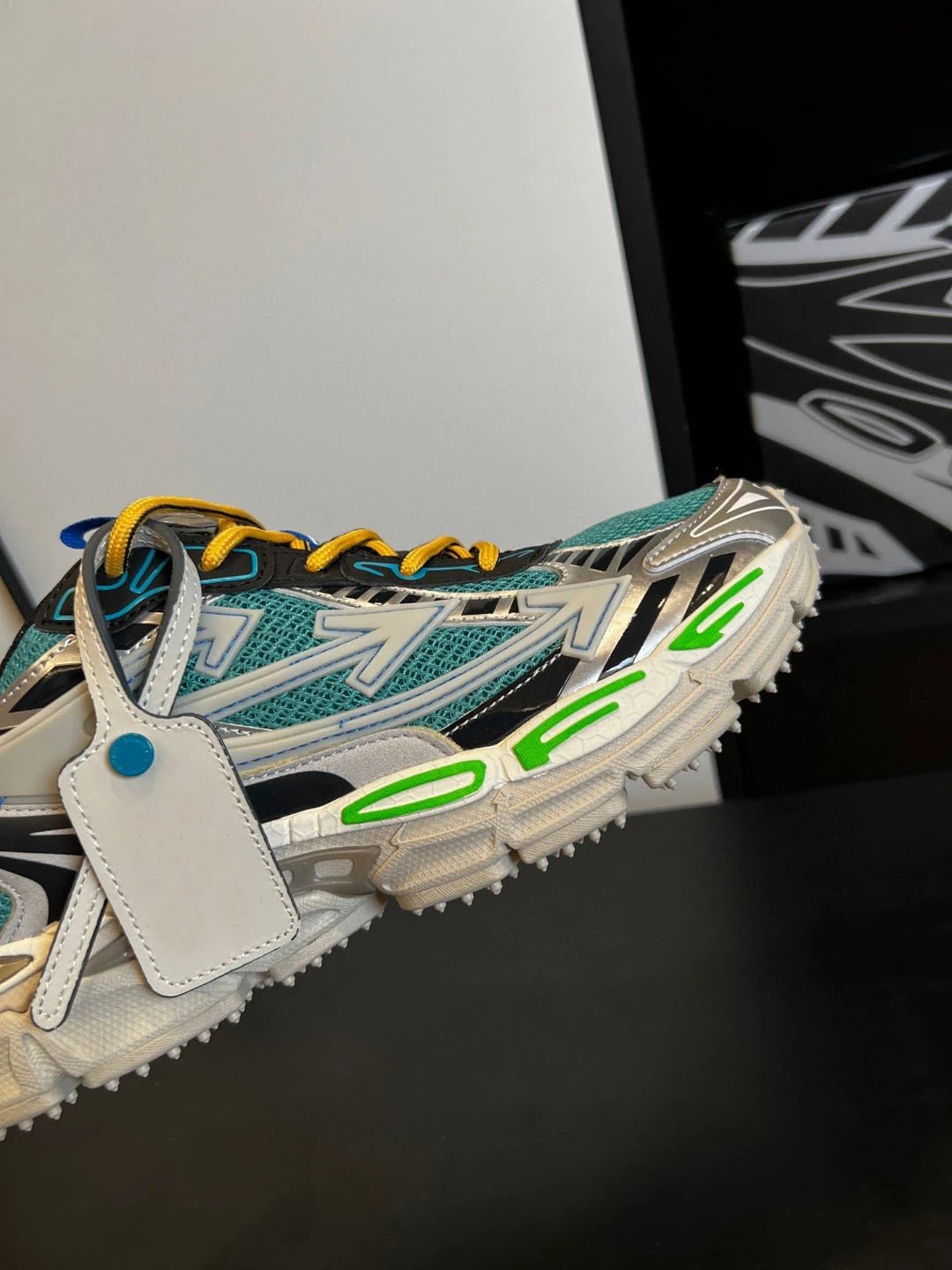 Off-White x New Balance 530 White Silver Chunky Sneakers - 11