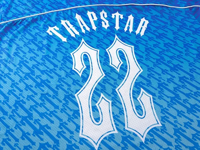 Trapstar Football Jerseys Short-Sleeve Gradient Graphic Jersey product detail image 12