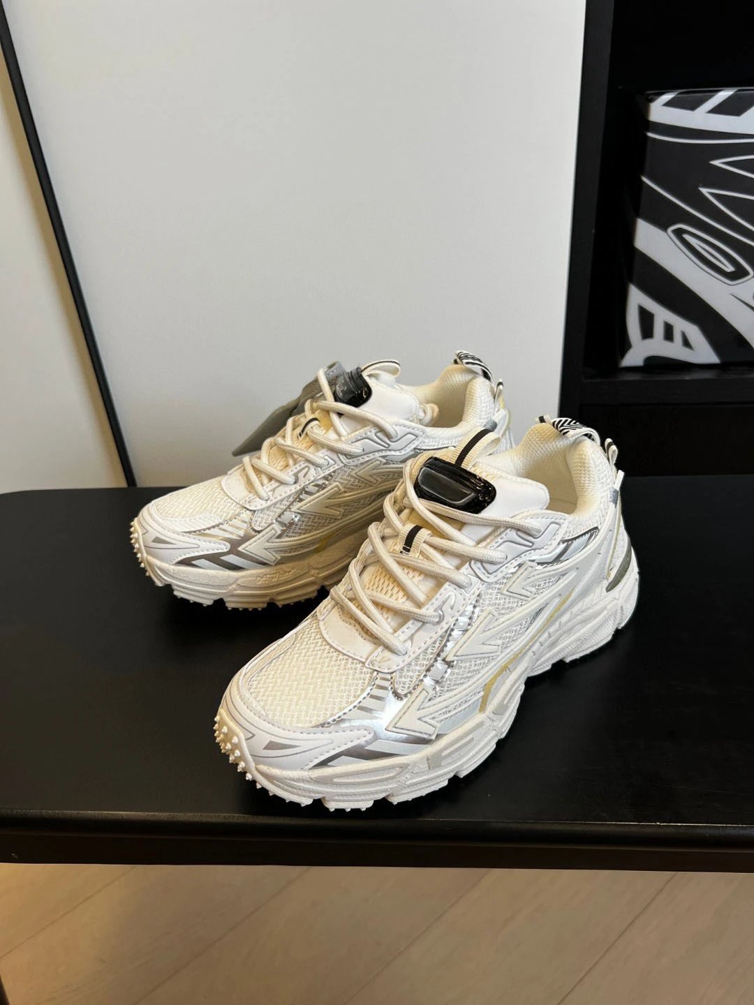 Off-White x New Balance 530 White Silver Chunky Sneakers - 6