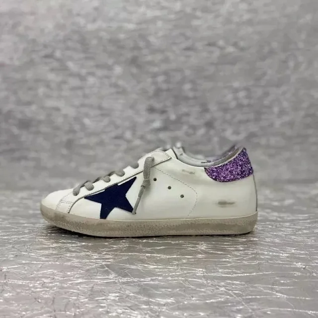 Golden Goose Sneakers Super-Star distressed star-appliqué product detail image 15