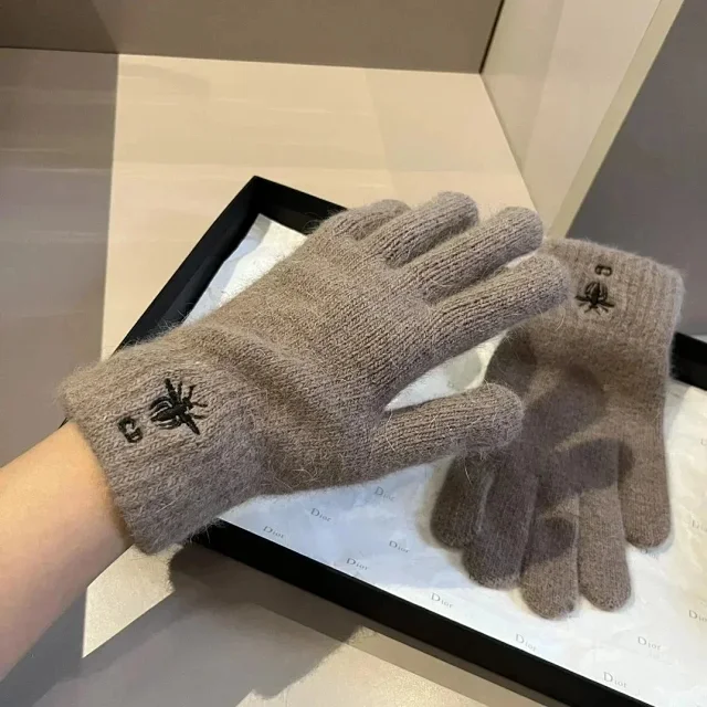 Dior Gloves Knit with Embroidered Bee Motif product detail image 3