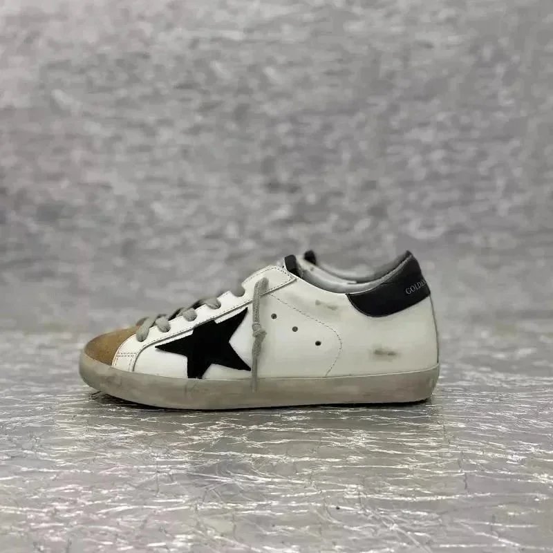 Golden Goose Sneakers Super-Star distressed star-appliqué — 31