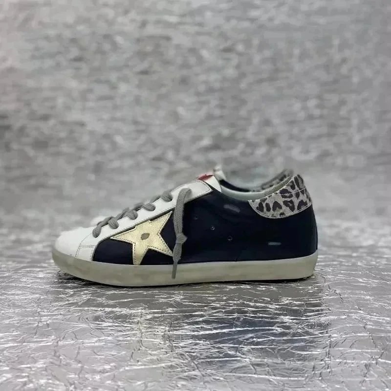 Golden Goose Sneakers Super-Star distressed star-appliqué — 40