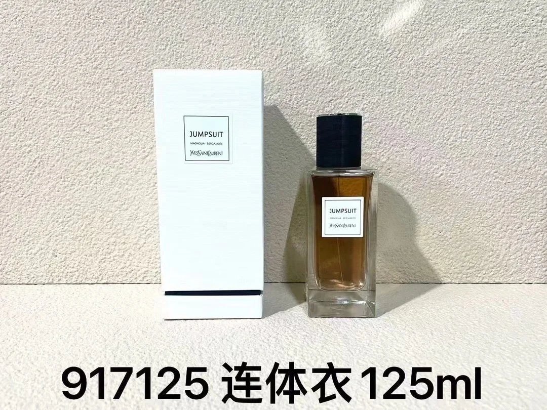 Marc Jacobs Multiple fragrance models image 11