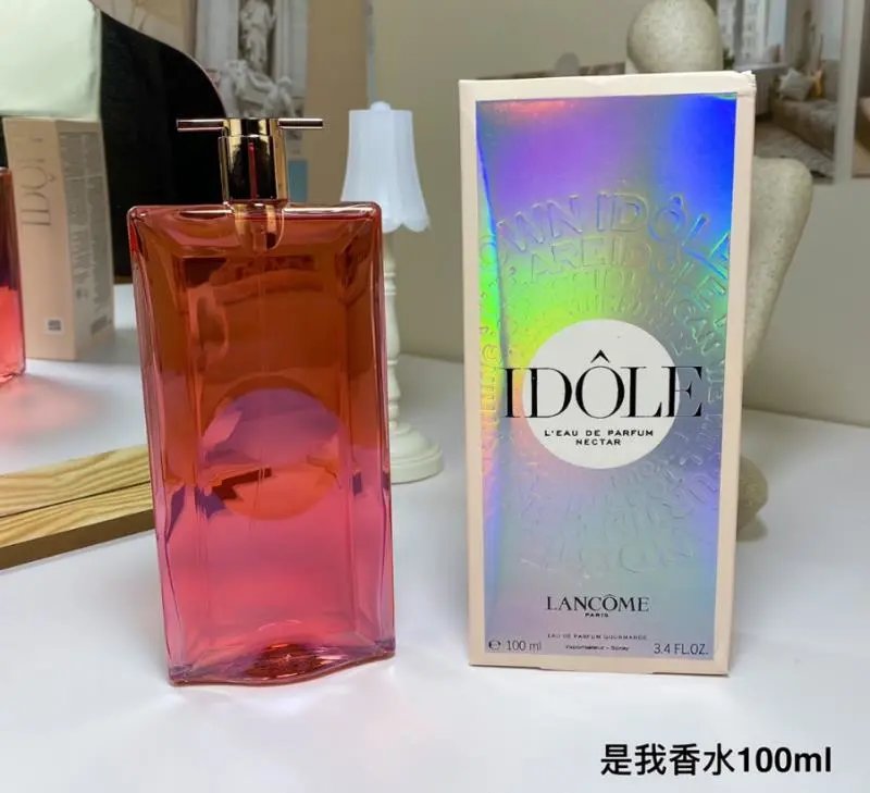 Marc Jacobs Multiple fragrance models — Lancôme IDÔLE is my fragrance, a floral honey eau de parfum, 100 ml.