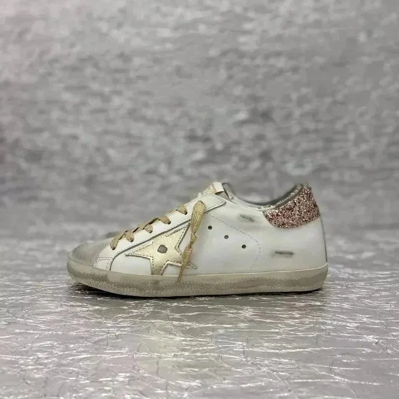 Golden Goose Sneakers Super-Star distressed star-appliqué — 38
