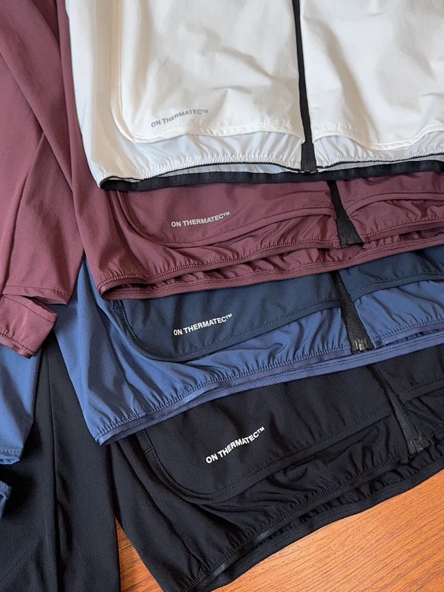 On Jackets Lightweight zip-front running jacket with reflective shoulder trim product detail image 6