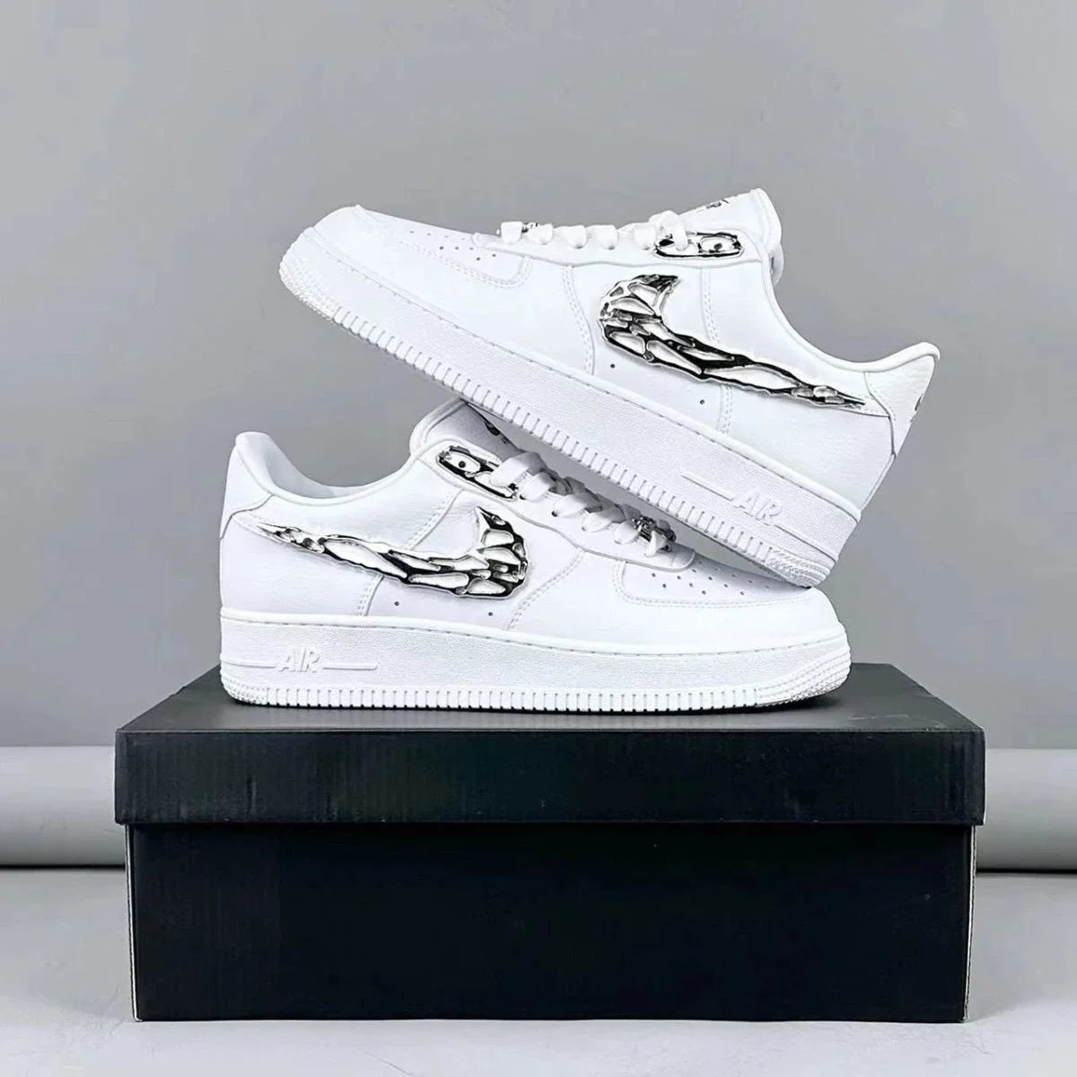 Nike Sneakers Air Force 1 Low with skeletal Swoosh detail image 2
