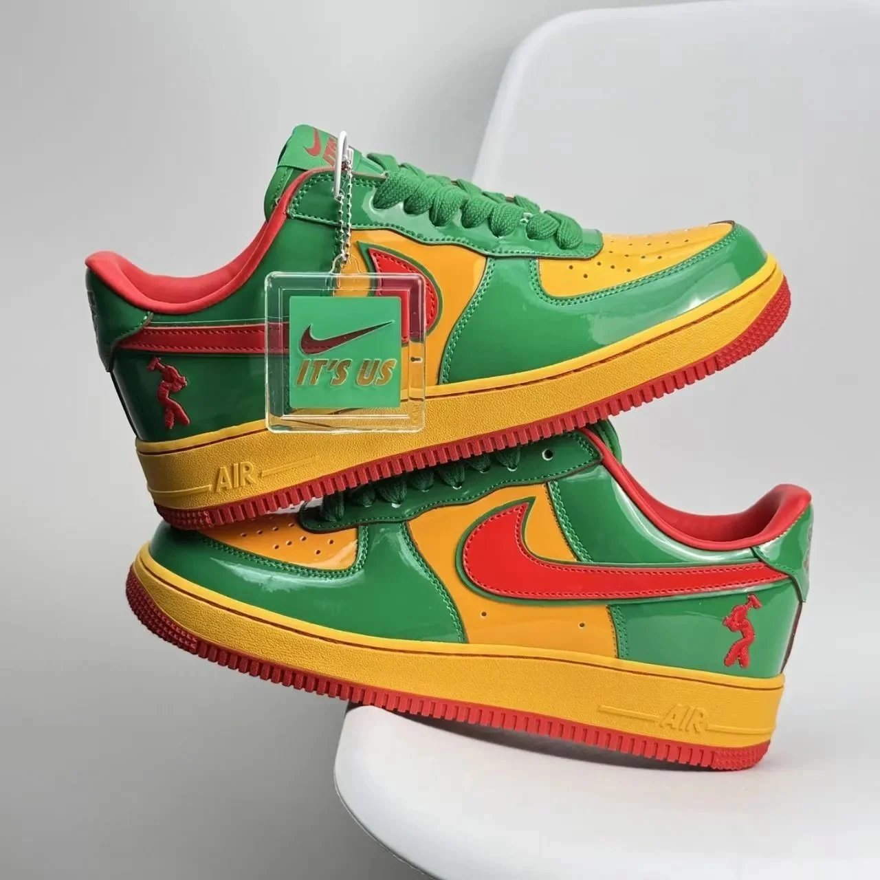 Nike Sneakers Air Force 1 Low with skeletal Swoosh detail — Style 23