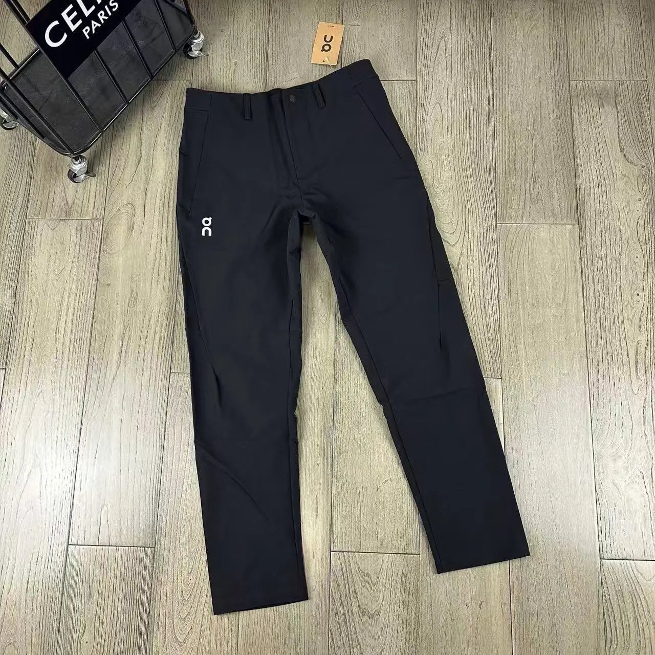 On Trousers Straight-Leg Logo image 3