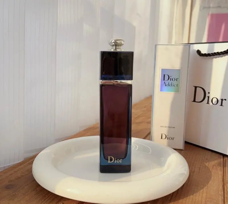 Marc Jacobs Multiple fragrance models — Dior Addict Eau de Parfum 100 mL