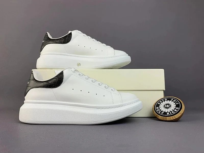Unbranded Sneakers Low-top lace-up with oversized soles and perforated side panels — 16