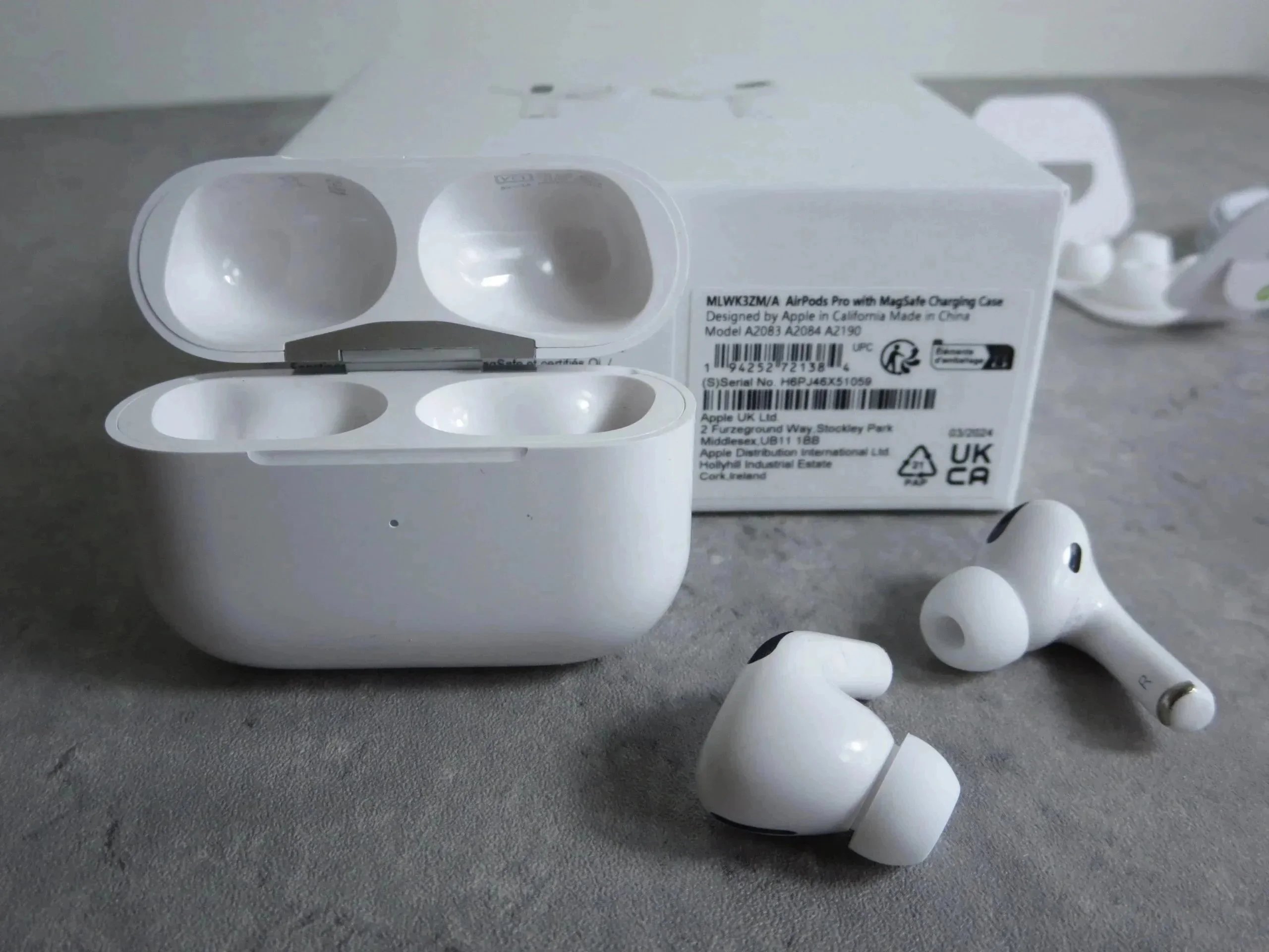 Unbranded Headphones In-ear wireless earbuds with charging case image 6