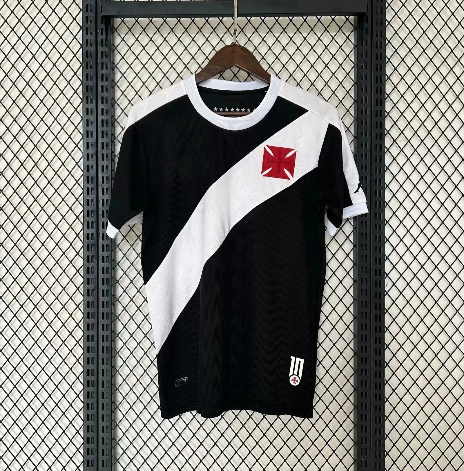 Unbranded Football Jerseys Brazilian Club Designs — 24-25, Daga increases the home advantage.