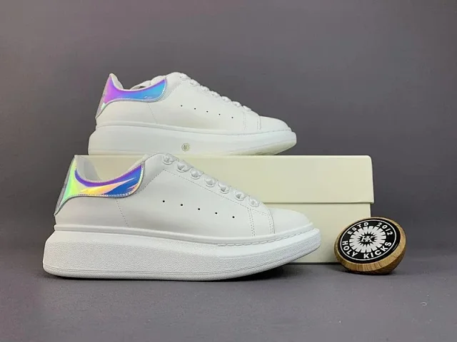 Unbranded Sneakers Low-top lace-up with oversized soles and perforated side panels product detail image 3