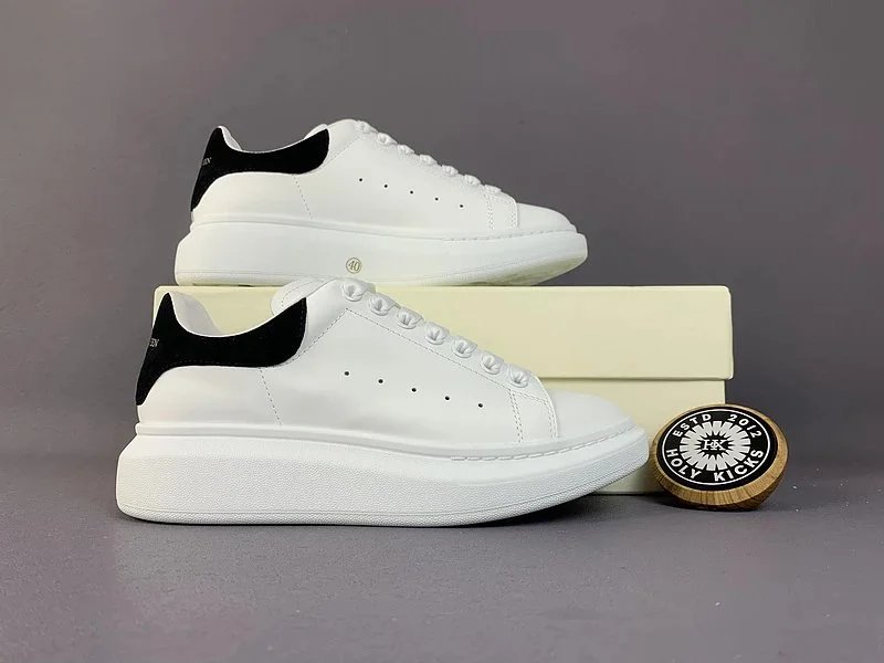Unbranded Sneakers Low-top lace-up with oversized soles and perforated side panels — 09