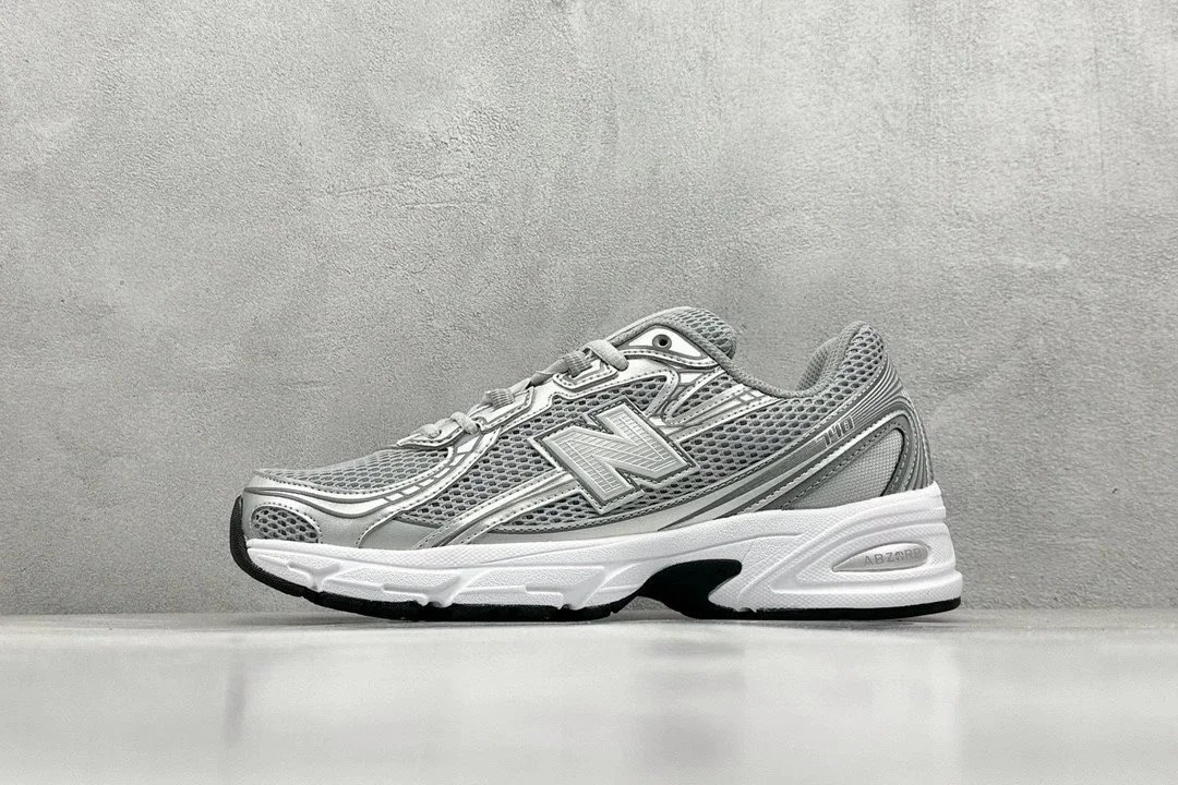 New Balance Sneakers 740 image 6