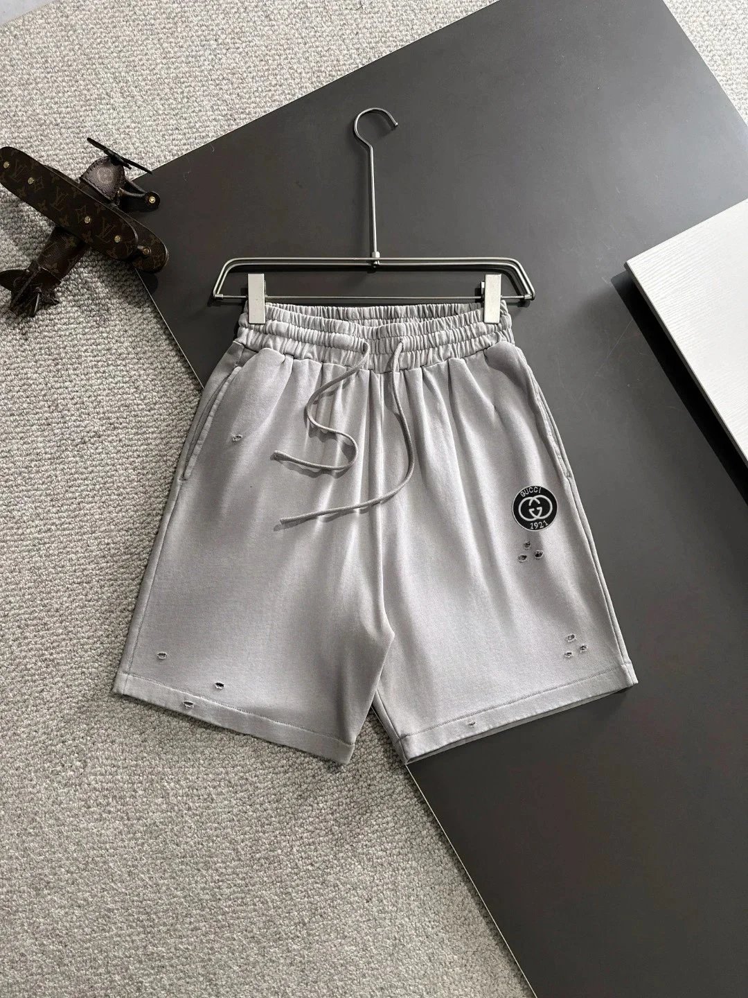 Gucci Shorts Elastic-Waist Drawstring — 12GU*CCI
