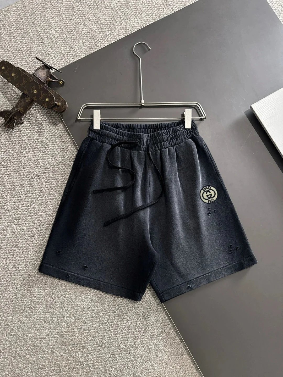 Gucci Shorts Elastic-Waist Drawstring — 14GU*CCI
