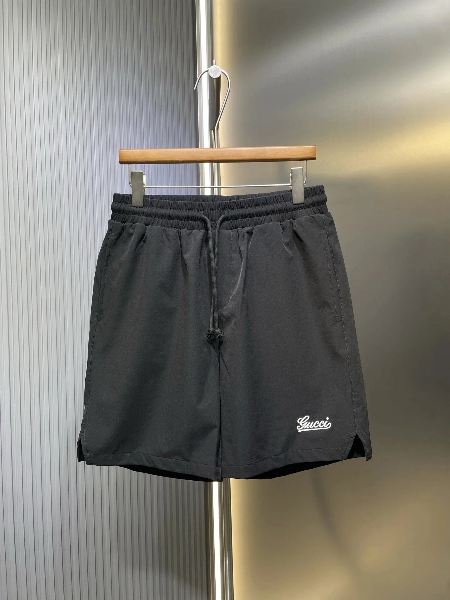 Gucci Shorts Elastic-Waist Drawstring — 1GU*CCI