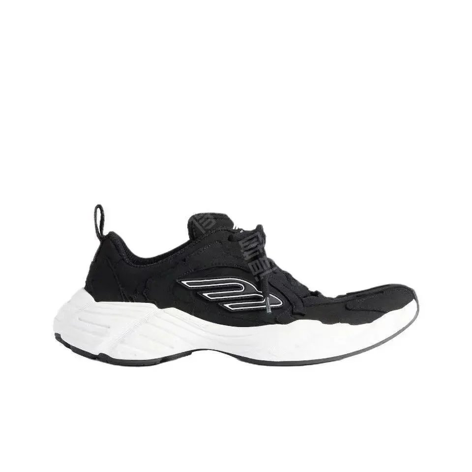 Balenciaga Sneakers Monday — Black and white