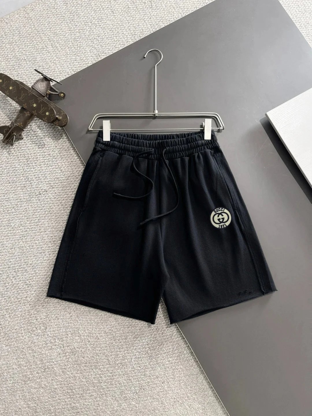 Gucci Shorts Elastic-Waist Drawstring — 13GU*CCI