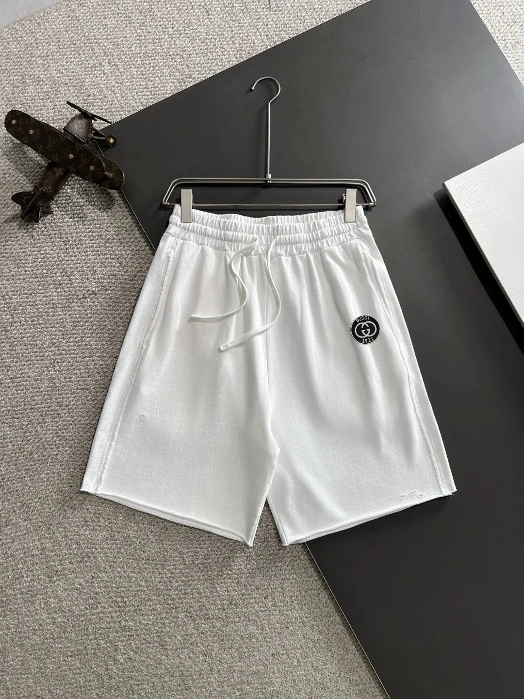 Gucci Shorts Elastic-Waist Drawstring — 15GU*CCI
