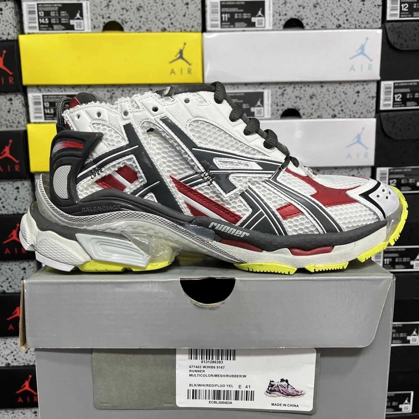 Balenciaga Sneakers Pumper Runner — Seventh-generation gray-red 69167
