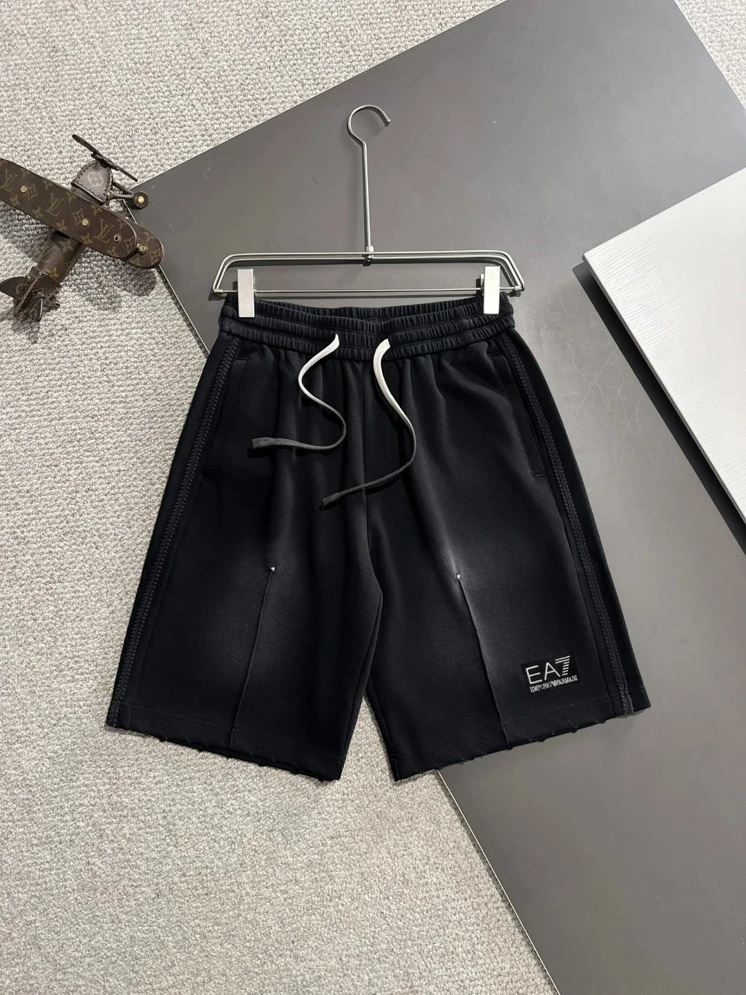 Burberry Shorts Elastic-waist drawstring with patch pockets — A*rmani