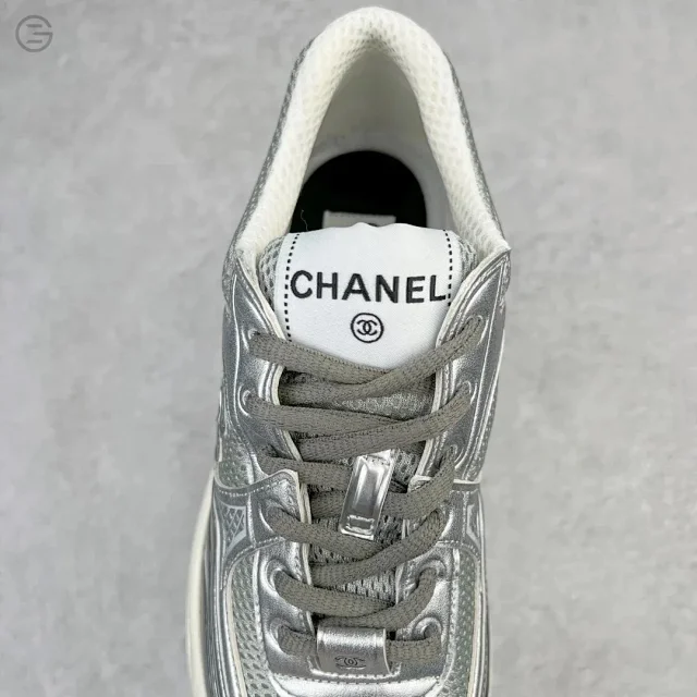 Chanel Sneakers G39792 mesh with interlocking CC logo product detail image 4