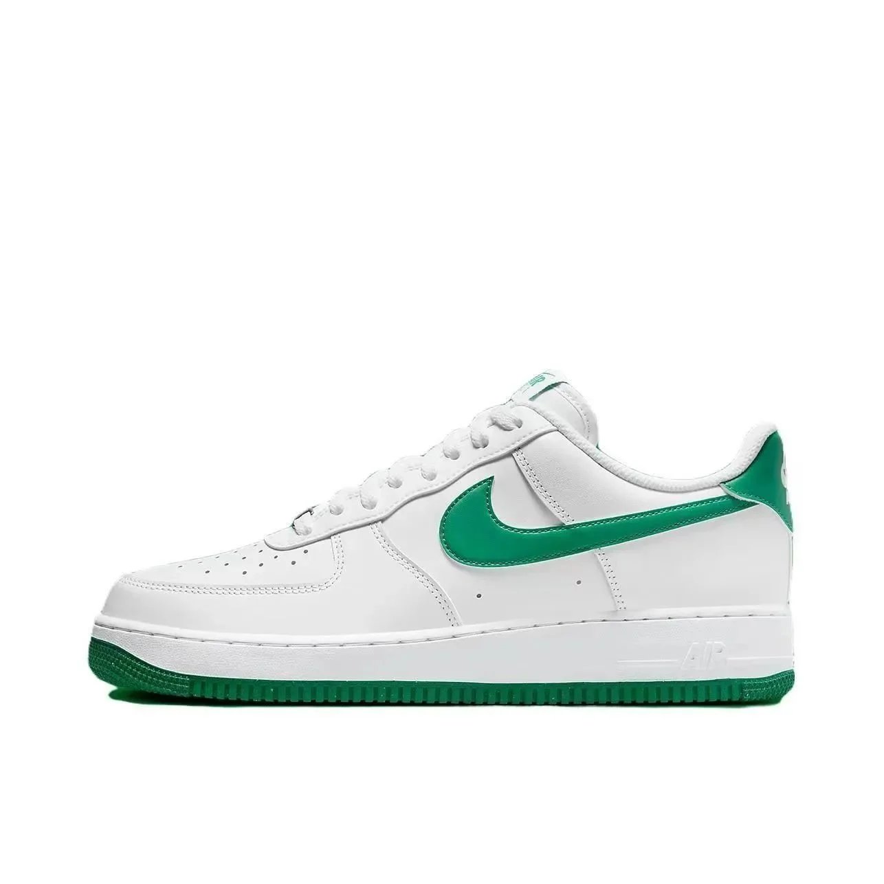 Nike Sneakers Air Force 1 Low with skeletal Swoosh detail — White and green
