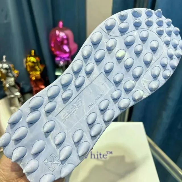 Off-White Sneakers ODSY-1000 product detail image 10