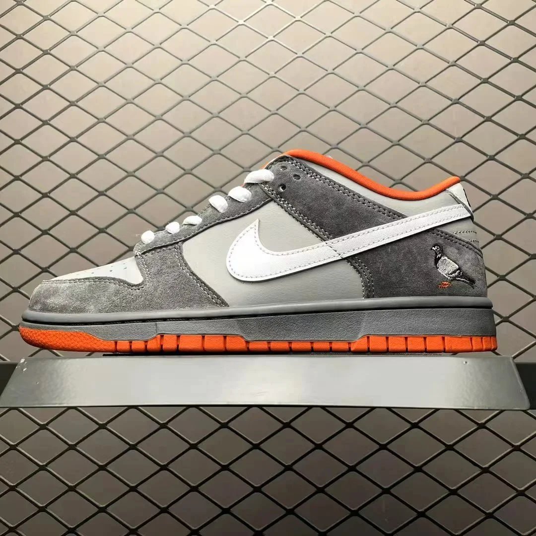 Nike Sneakers SB Dunk Low — brown dove