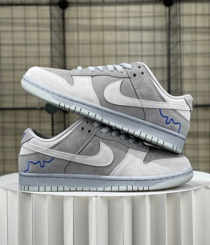 Nike Sneakers SB Dunk Low — Thames River London Limited